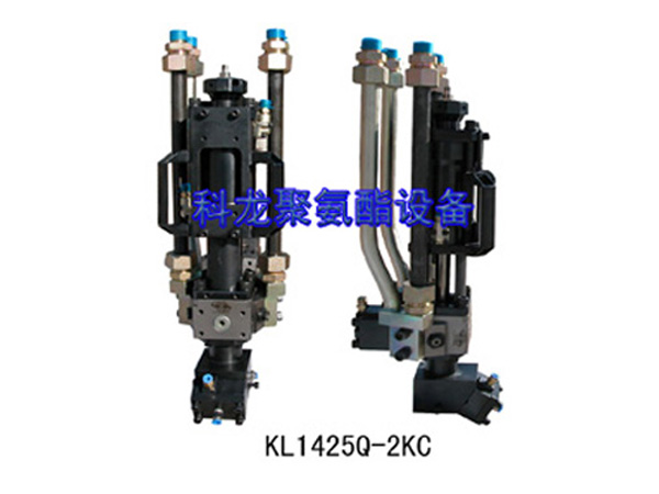 The two component with air blowing function high-pressure mixing